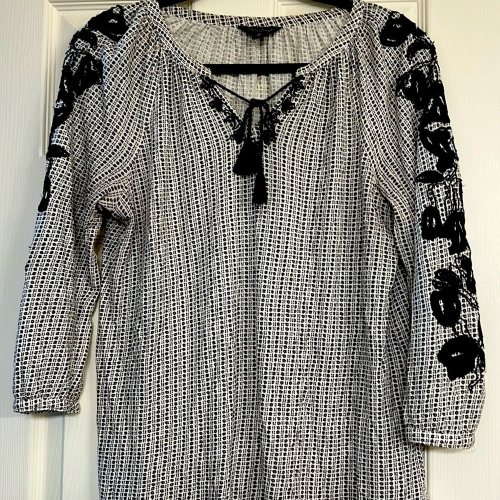 BoHo black-and-white blouse. 
Made by Lucky brand
